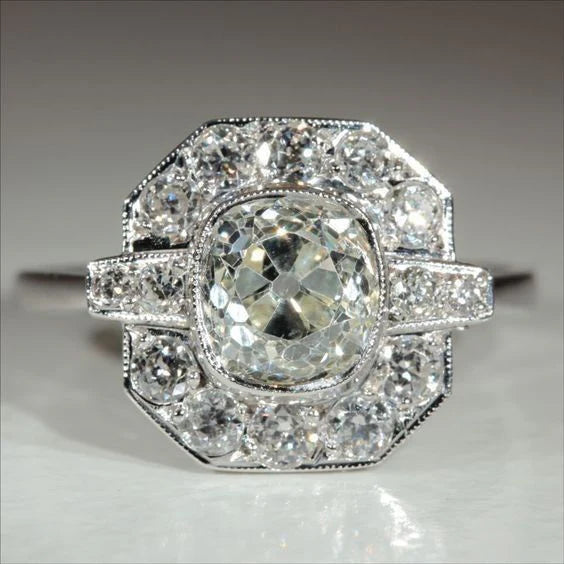 Vintage Zirconia & Silver Ring