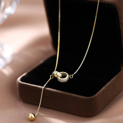 Double ring necklace