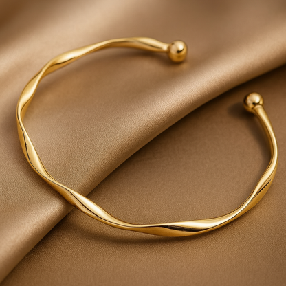 Luxe Gold Open  Bracelet