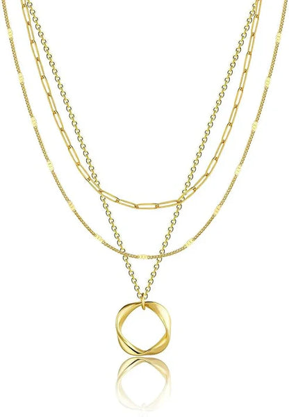 Carmen - Vintage necklace with gold chain and pendant