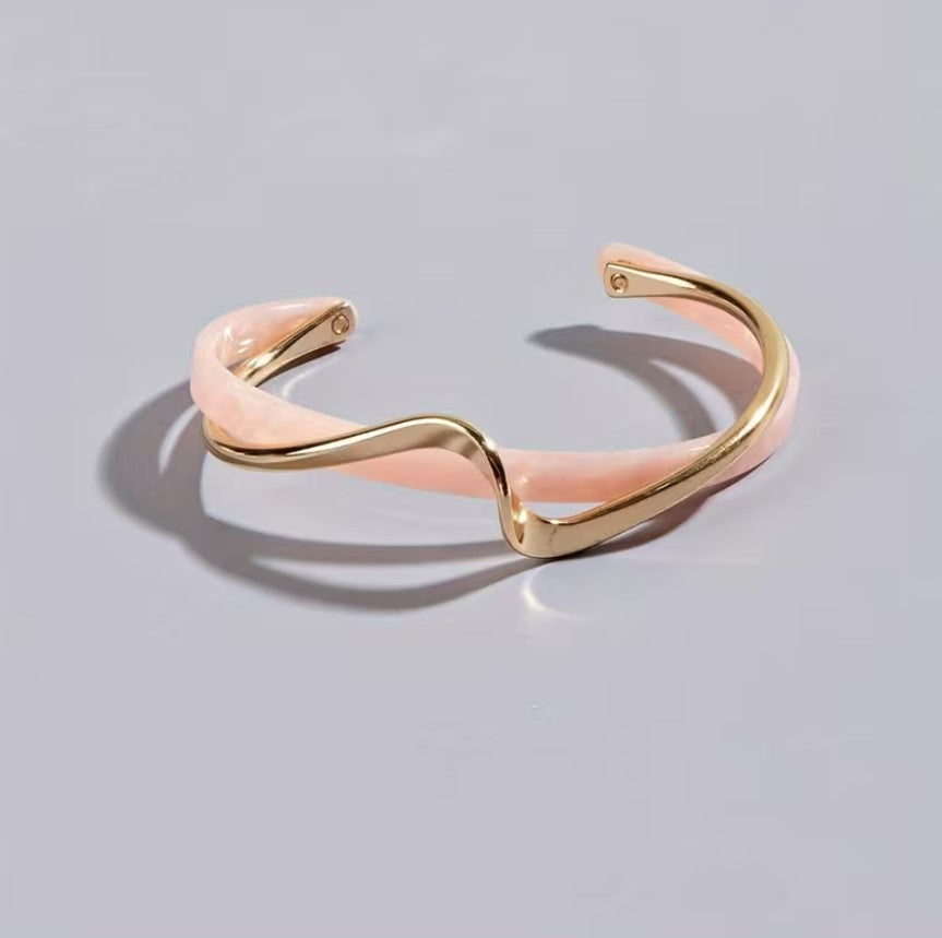 Ava | 18k gold plated wave cuff bangle