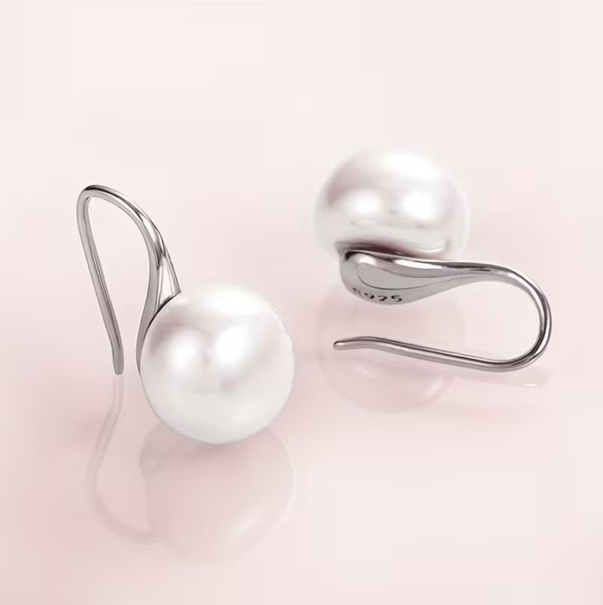 Bella | high heel imitation pearl earrings