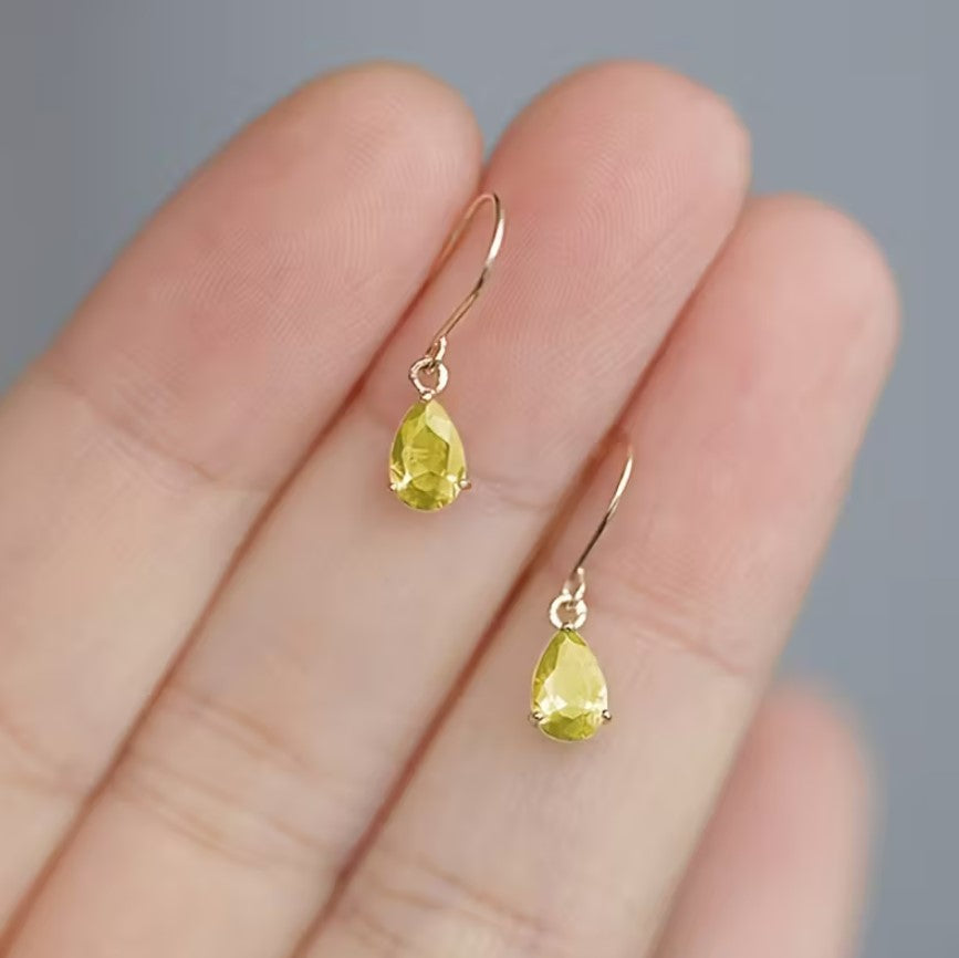 Elisa | Silver teardrop earrings