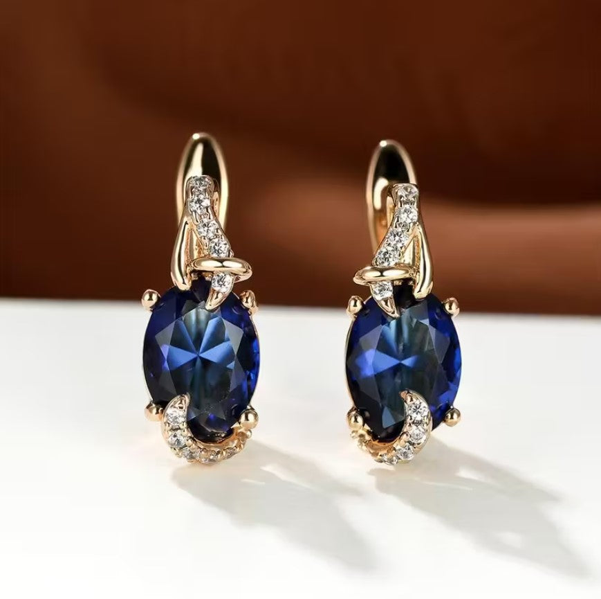 Lyra | 18k gold plated blue stone stud earrings