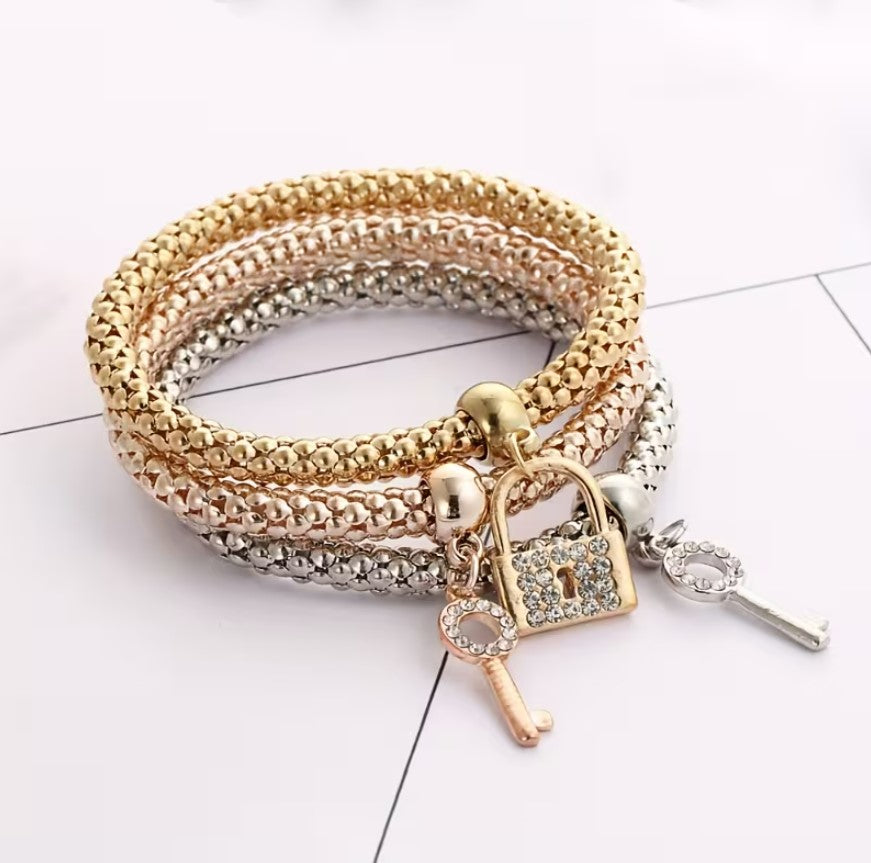 Kira | 3-piece lock & key stackable bracelet set