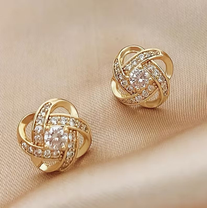 Thalia | Rhinestone clover stud earrings