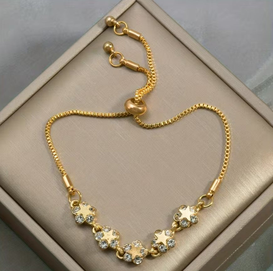 Amarah | adjustable star flower bracelet