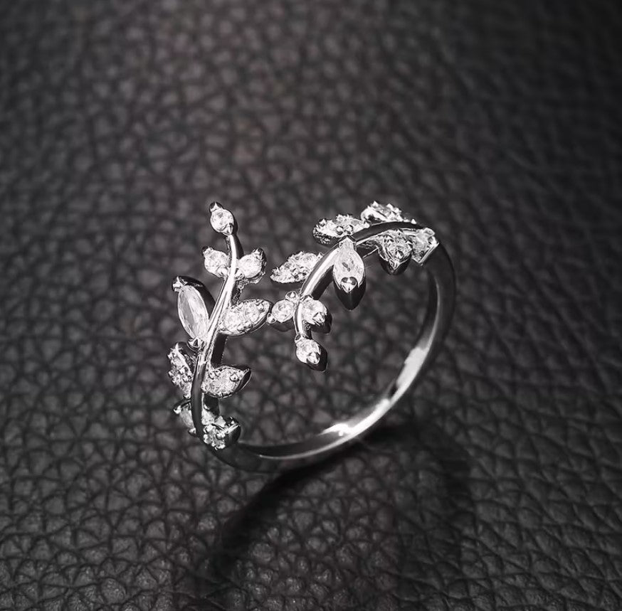 Amélie | Vine Style Elegant Ring