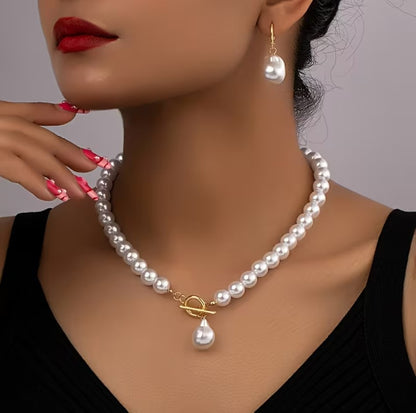 Vivienne | Baroque Pearl Necklace & Earrings Set