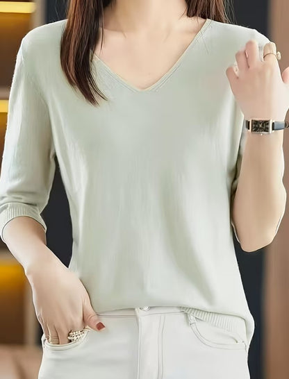 Maeva | Solid Color V-Neck Knitted Sweater