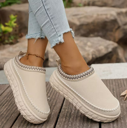 Niamh | Vintage Slip-On Platform Casual Shoes