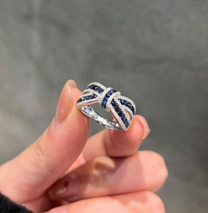 Knot Round Cut Blue Sapphire Wedding ring