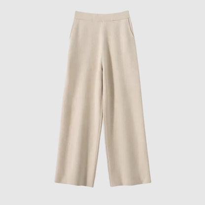Sofia | Amoretti Velora Casual Pants
