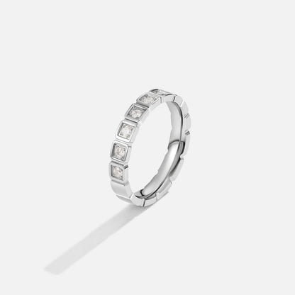 Hera Silver Crystal Ring